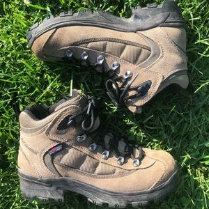 Women’s Columbia Hiking Boots